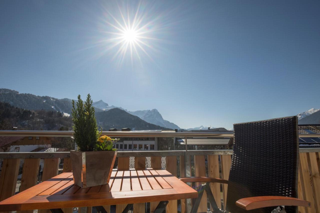 Alpentraum Apartment Garmisch-Partenkirchen Exterior photo